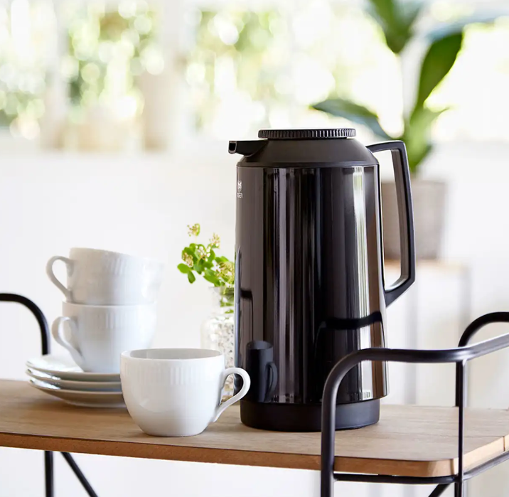 Sort kaffekande